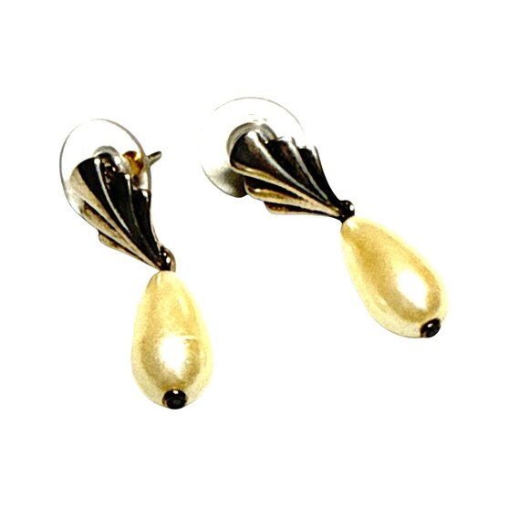 Marvella Vintage Pierced Earrings Faux Pearl Teardrop Silver Tone Classic Style - Picture 3 of 7